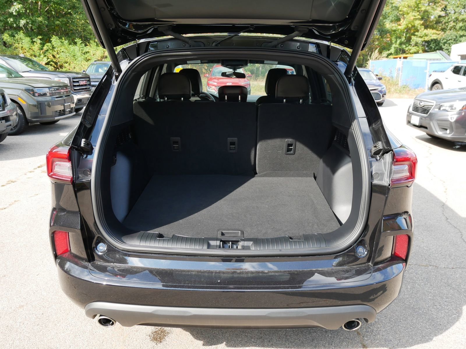 Used 2024 Ford Escape ST-Line image 22