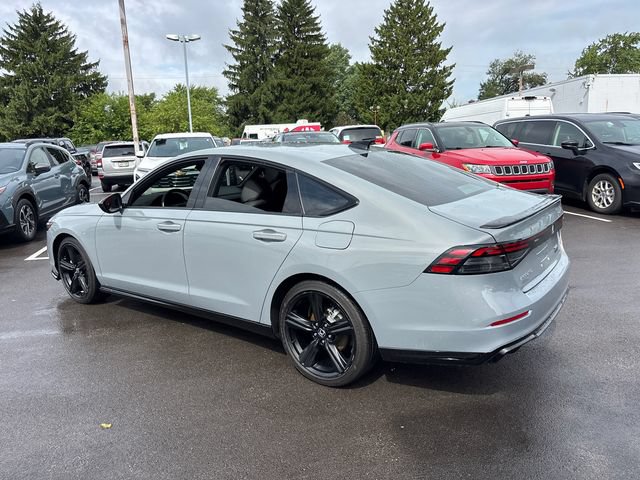 Used 2025 Honda Accord Sport image 4