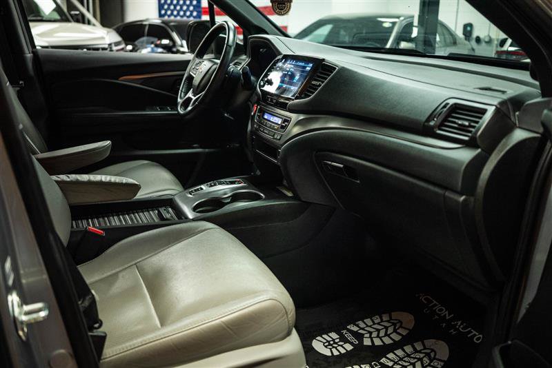 Used 2023 Honda Passport EX-L image 14