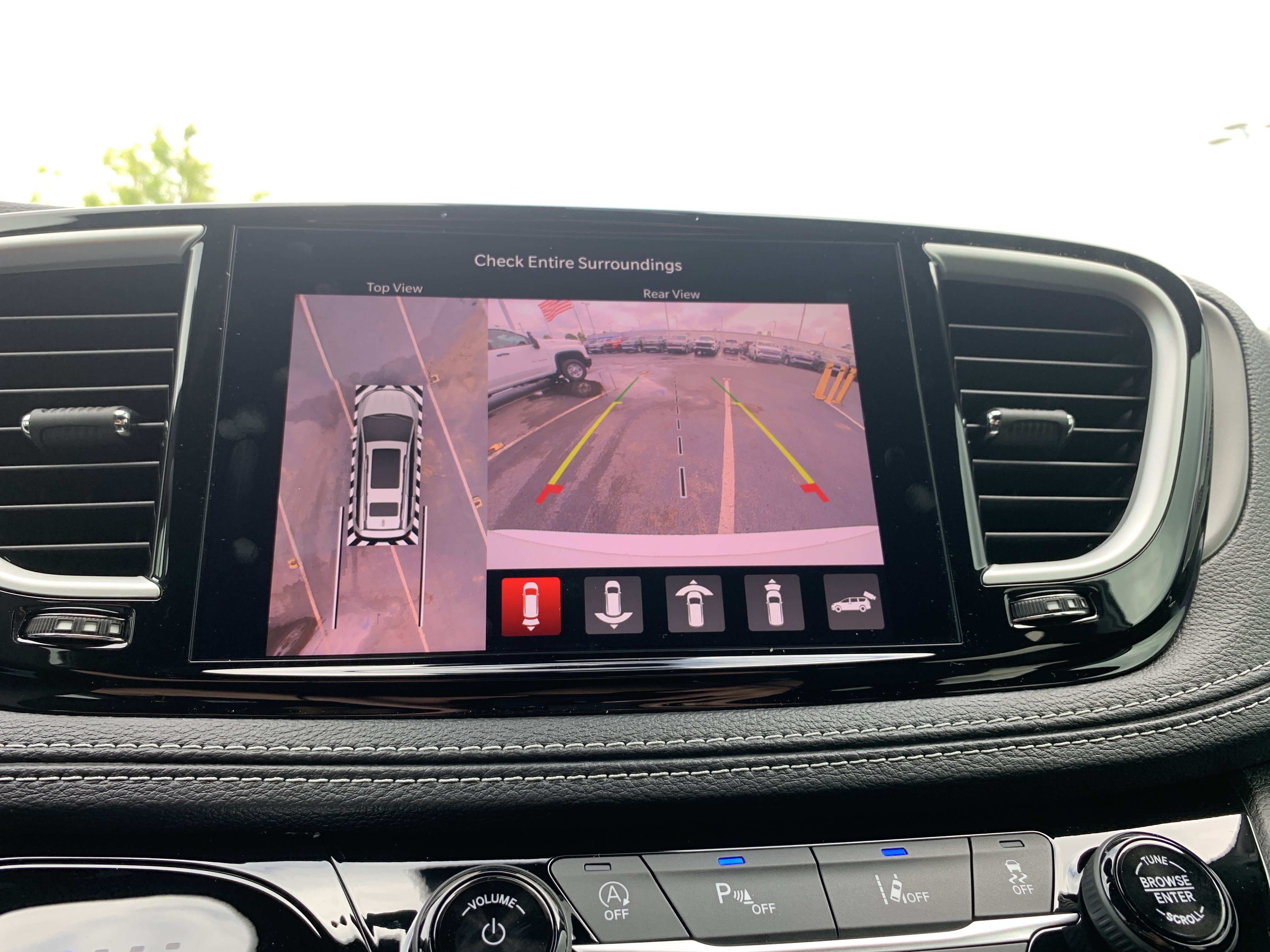 New 2027 Chrysler Pacifica Select FWD image 27