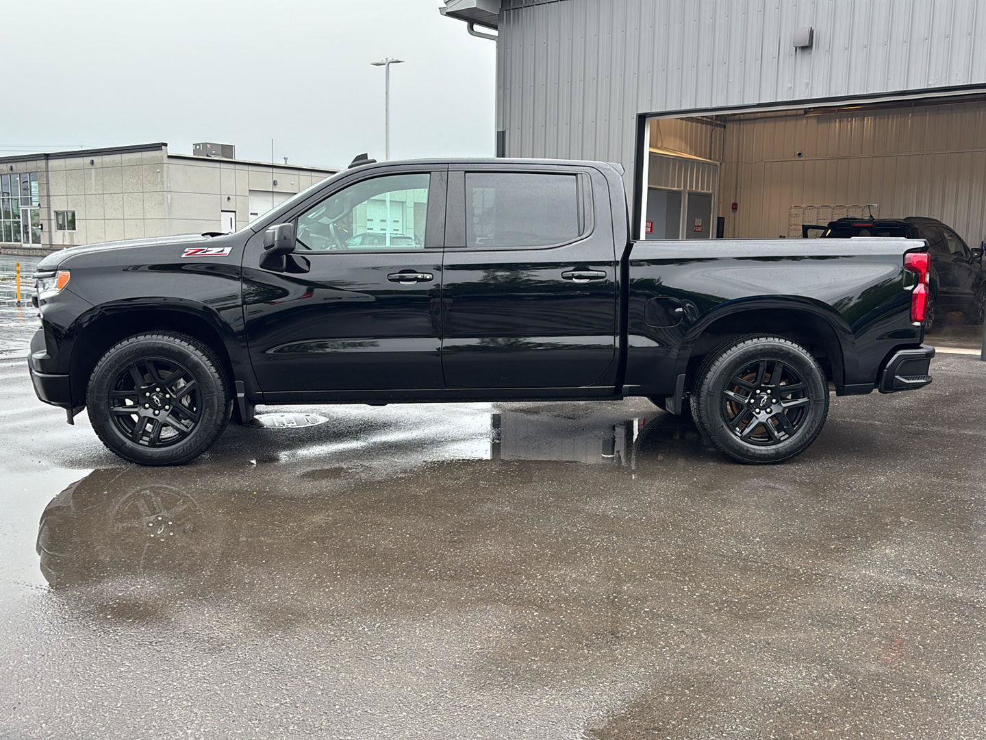 Used 2024 Chevrolet Silverado 1500 RST w/ Convenience Package II AWD/4WD image 8