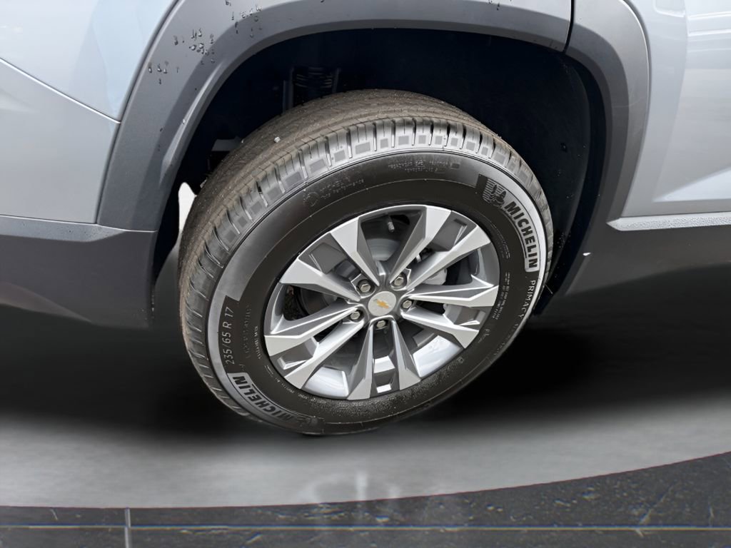 New 2026 Chevrolet Equinox LT image 12