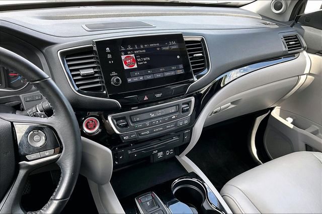 Used 2019 Honda Pilot Touring image 15