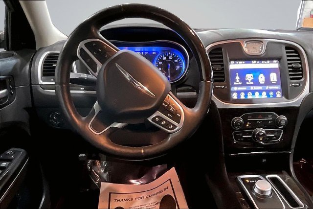 Used 2017 Chrysler 300 C w/ Safetytec Plus Group RWD image 5