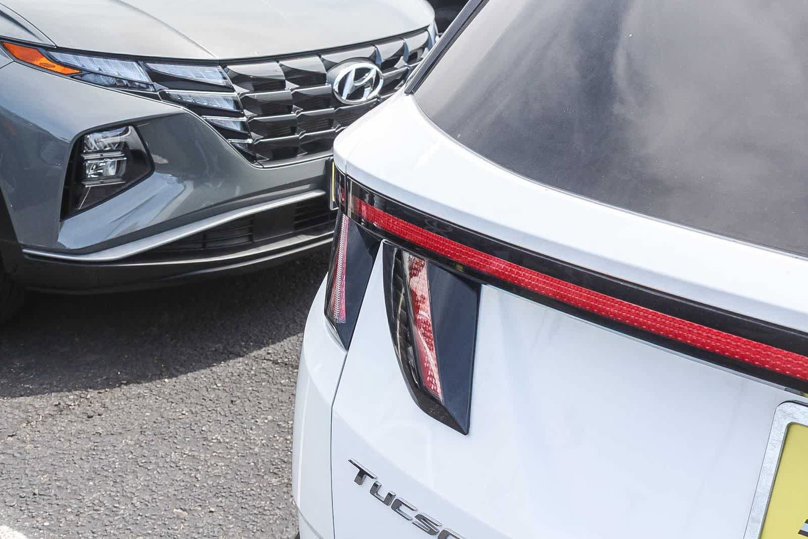 Certified 2023 Hyundai Tucson Limited AWD/4WD image 8