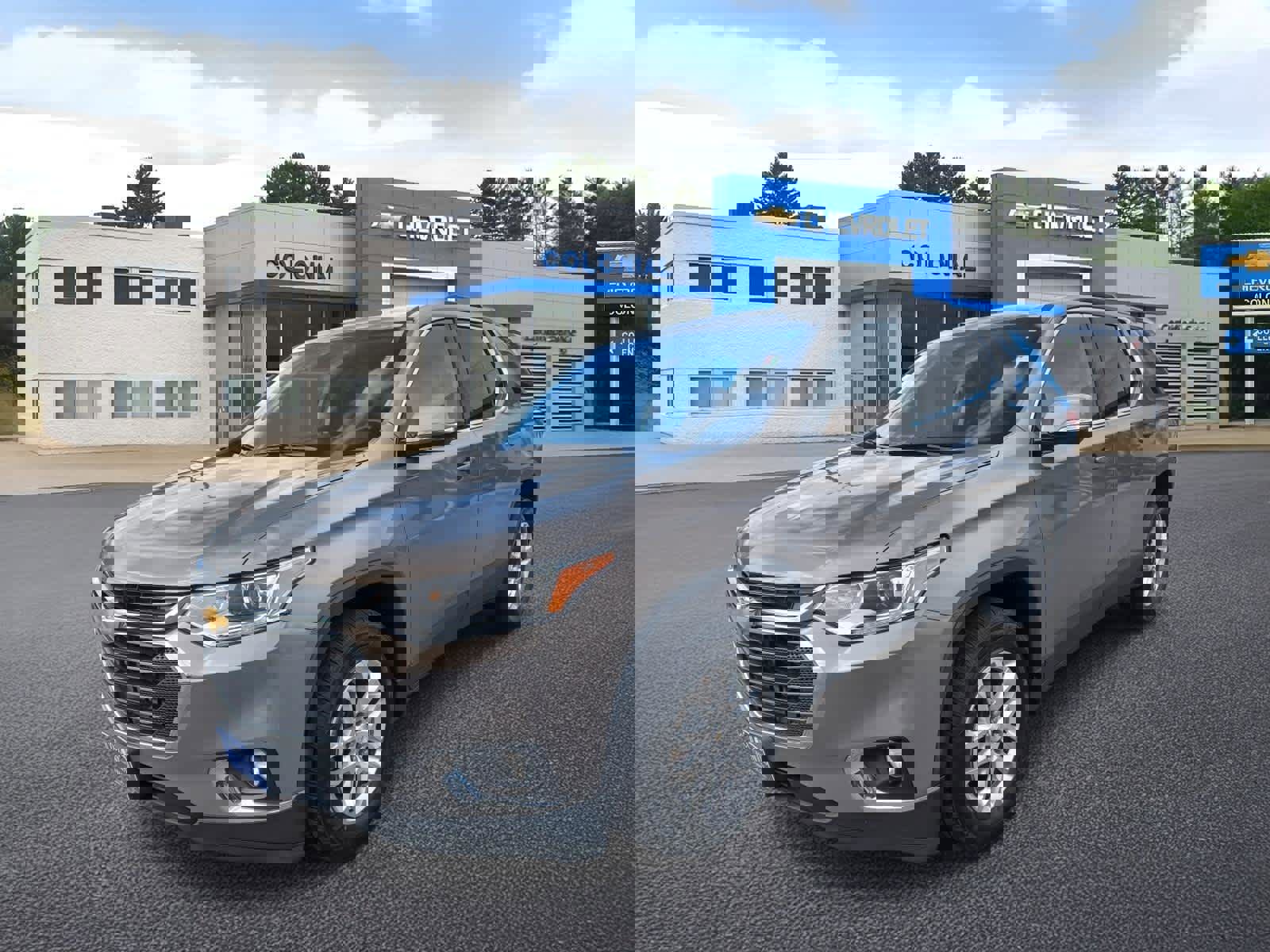 Used 2018 Chevrolet Traverse LT image 1