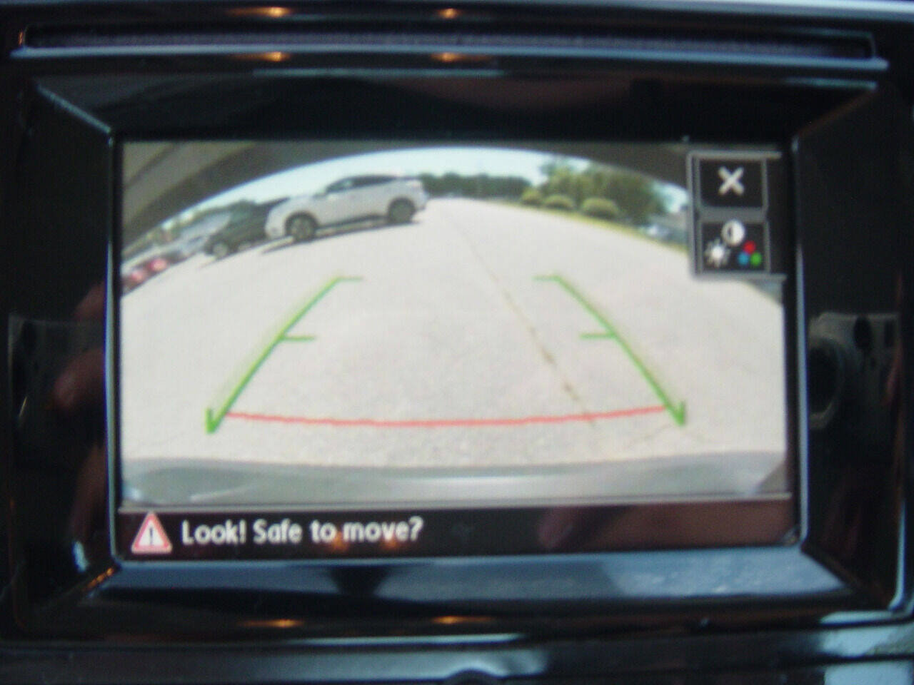 Used 2016 Volkswagen Tiguan S image 9