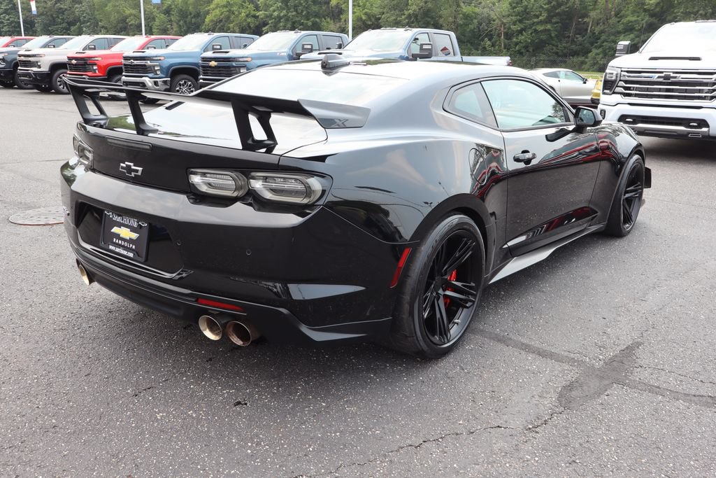 Used 2022 Chevrolet Camaro ZL1 RWD image 30