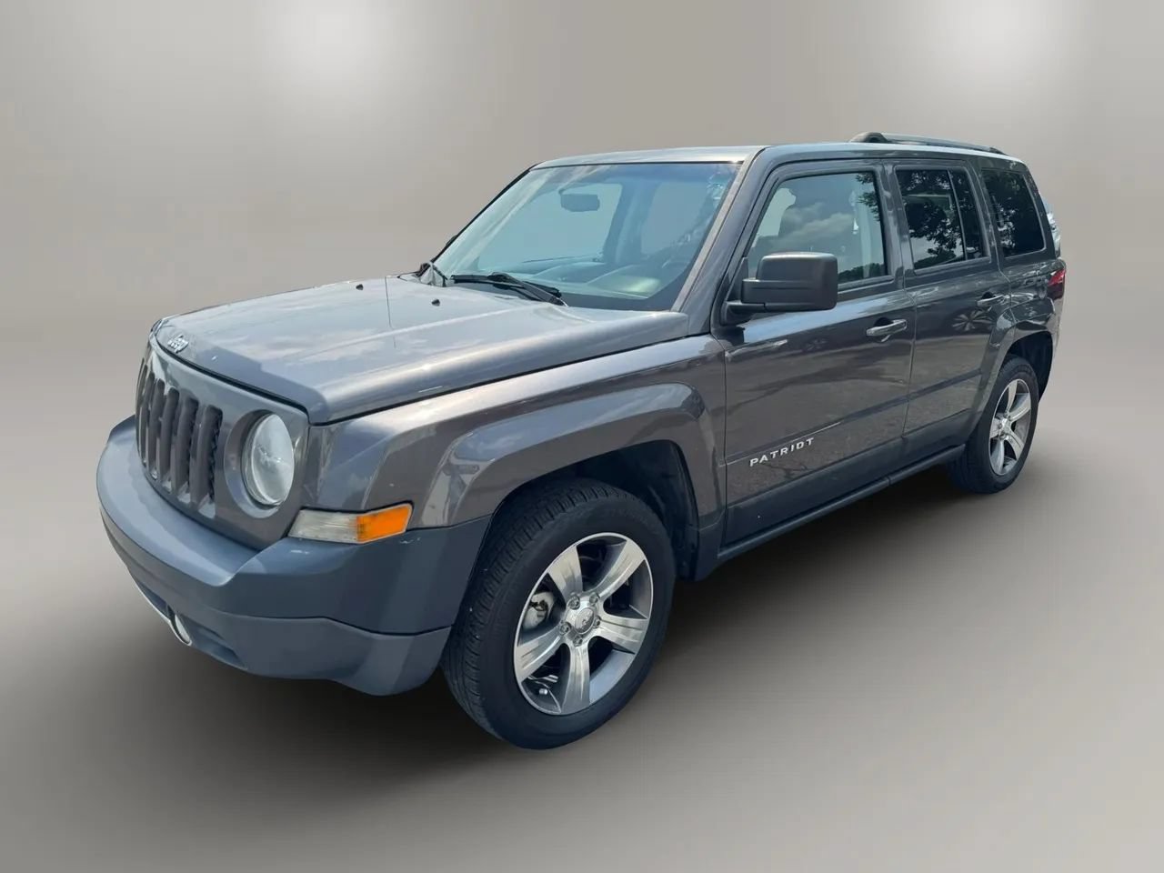 Used 2016 Jeep Patriot High Altitude FWD image 7