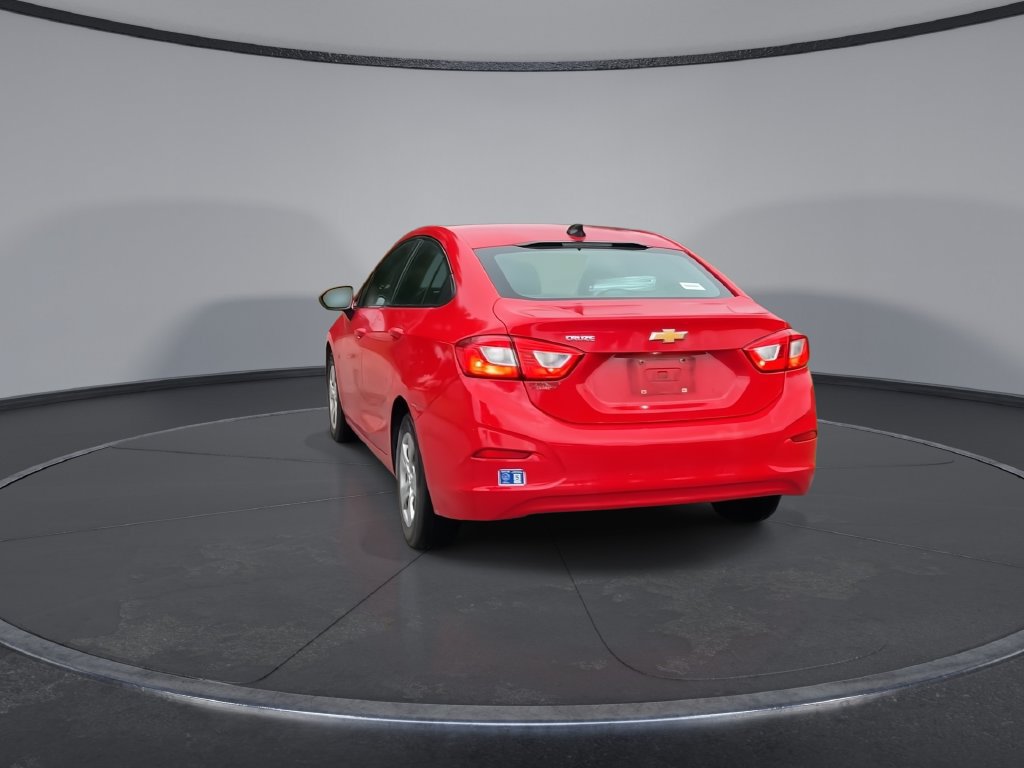 Used 2018 Chevrolet Cruze LS FWD image 7