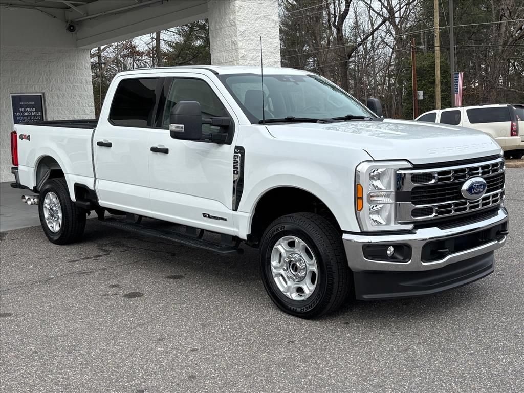 Used 2025 Ford F250 XLT AWD/4WD image 21
