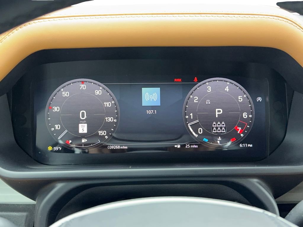 Used 2023 Land Rover Defender 130 First Edition image 21