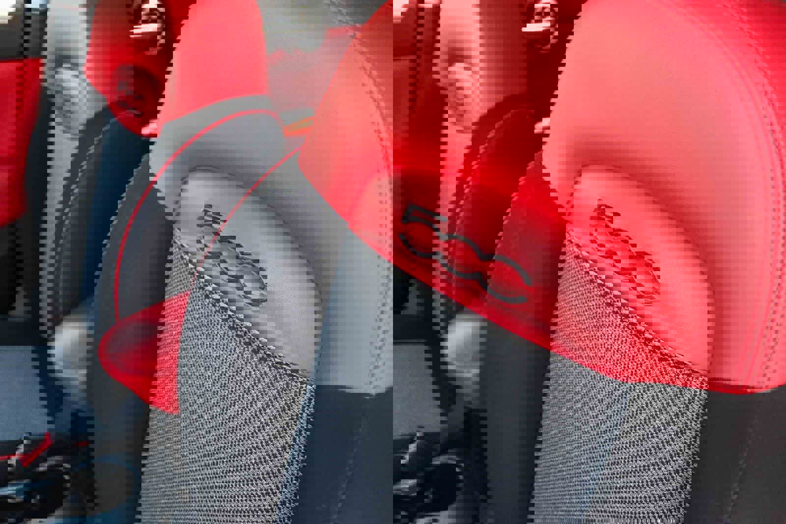 Used 2016 FIAT 500X Easy image 24