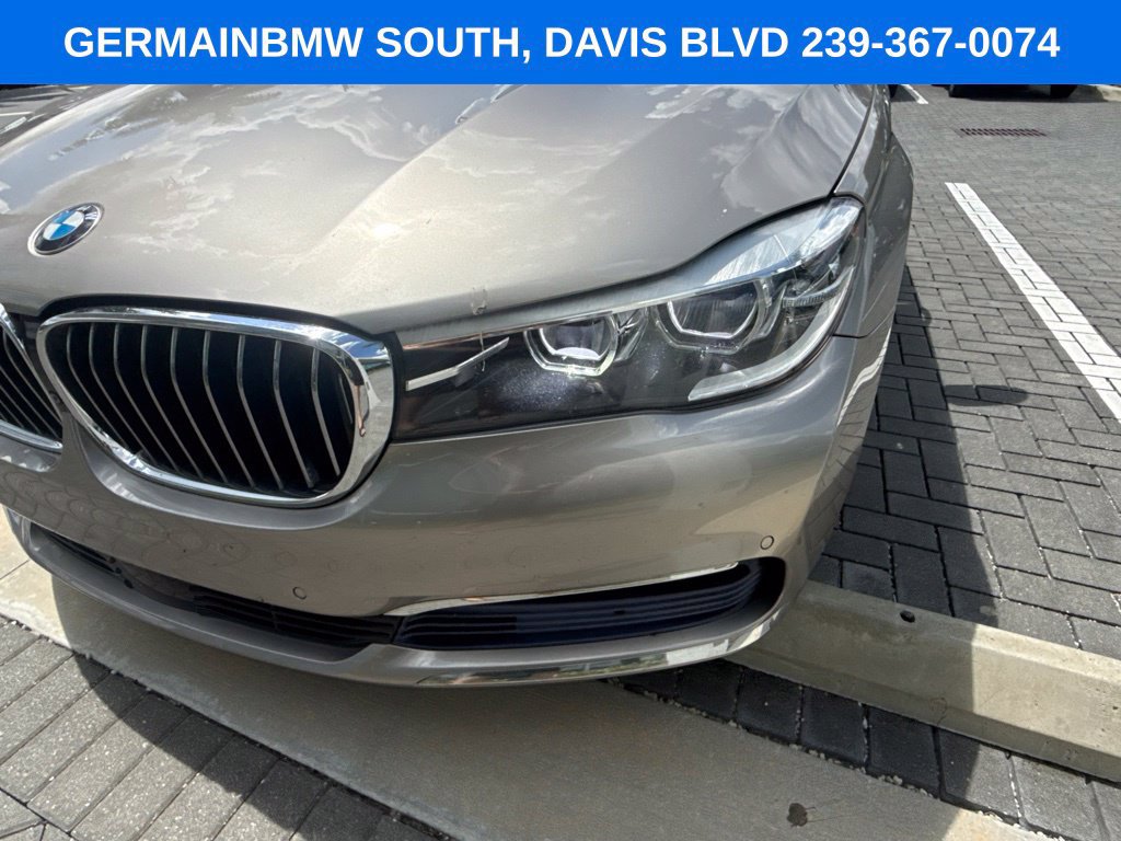 Used 2017 BMW 740i RWD image 13