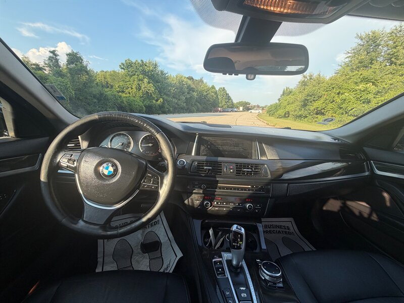 Used 2014 BMW 528i xDrive Sedan AWD/4WD image 7