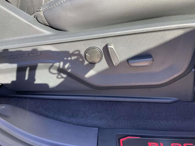 New 2025 Ford F150 Lariat w/ Equipment Group 501A Mid image 32