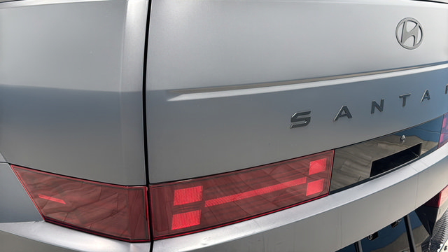 Used 2025 Hyundai Santa Fe Calligraphy AWD/4WD image 43