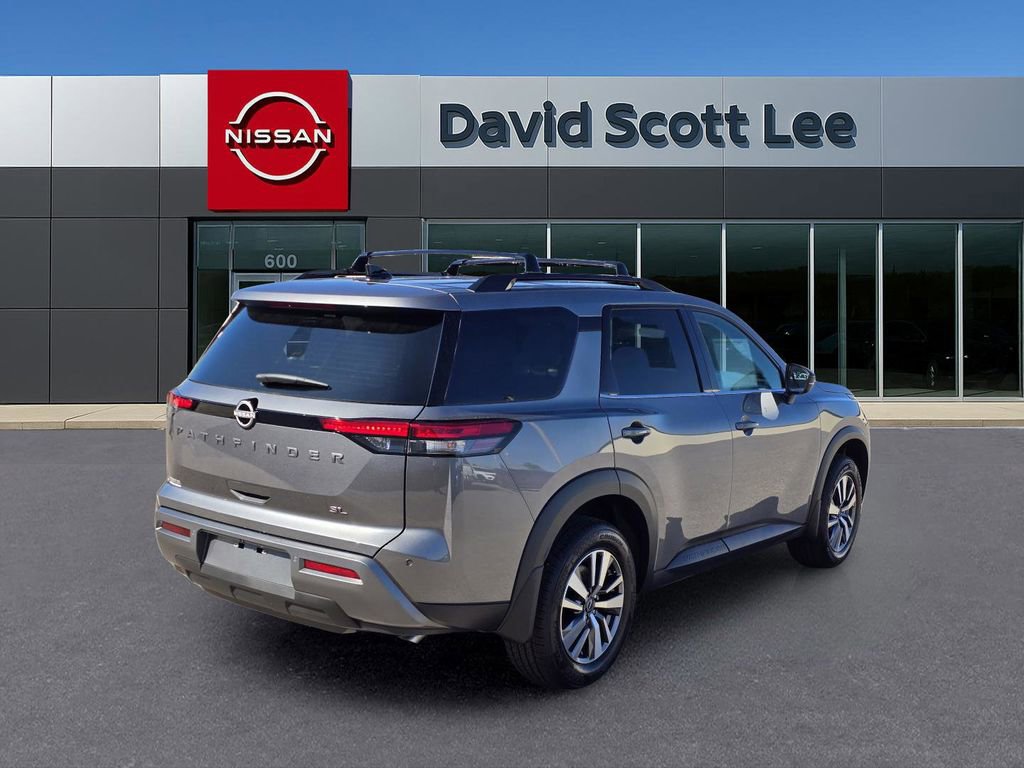 New 2026 Nissan Pathfinder SL image 5