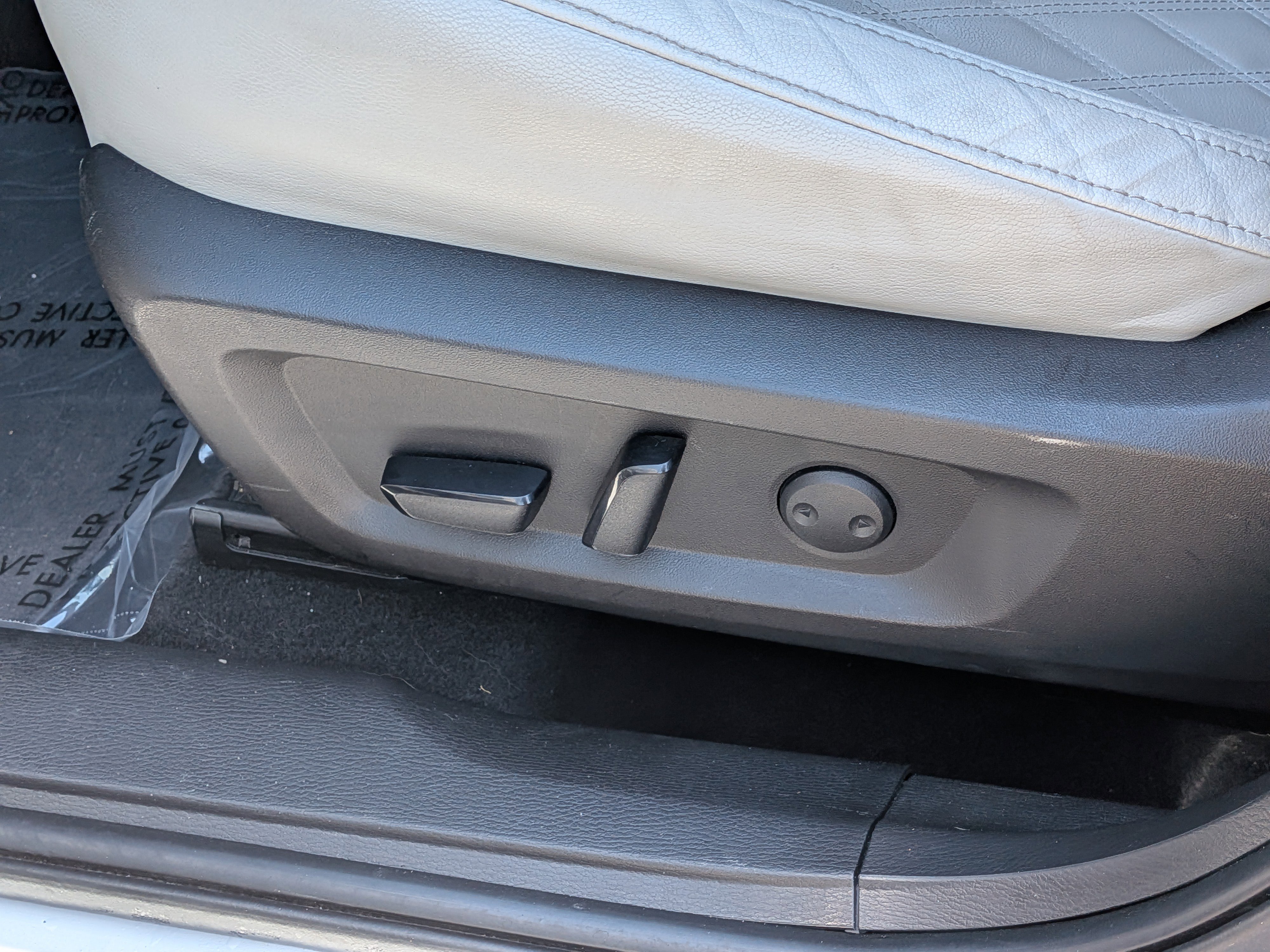 Used 2022 Mitsubishi Outlander SEL image 22