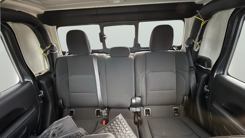 Used 2021 Jeep Gladiator Sport AWD/4WD image 24