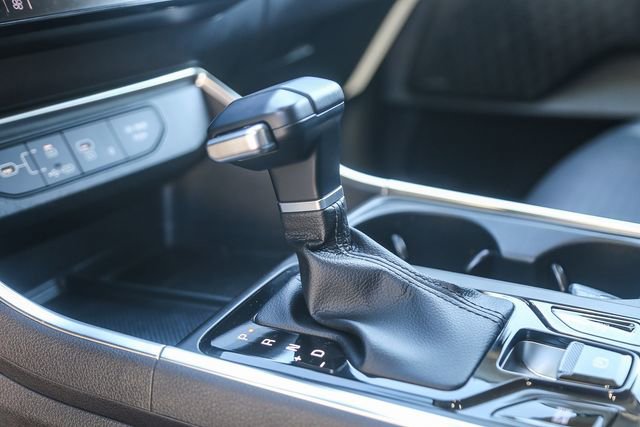 Used 2025 Kia Carnival SX Prestige image 23