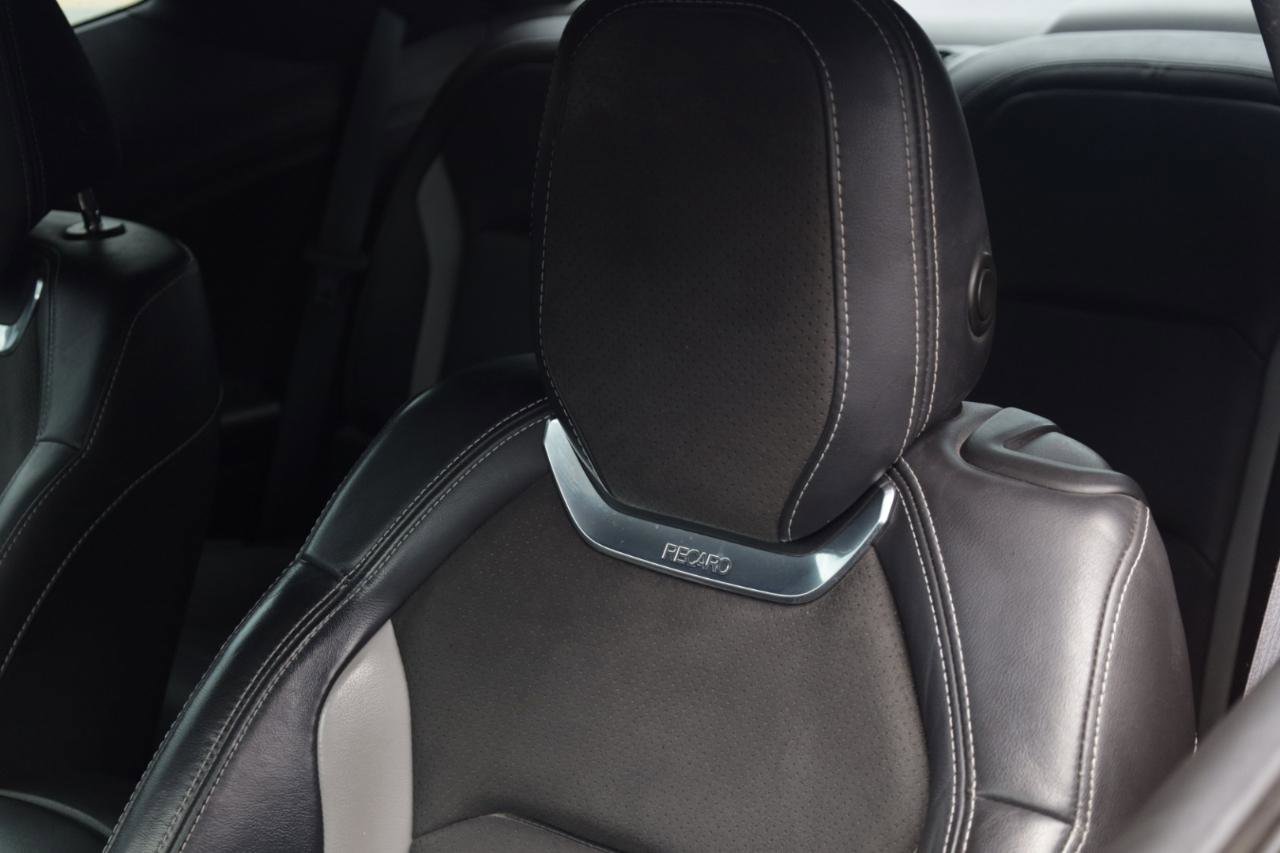 Used 2019 Chevrolet Camaro SS RWD image 25