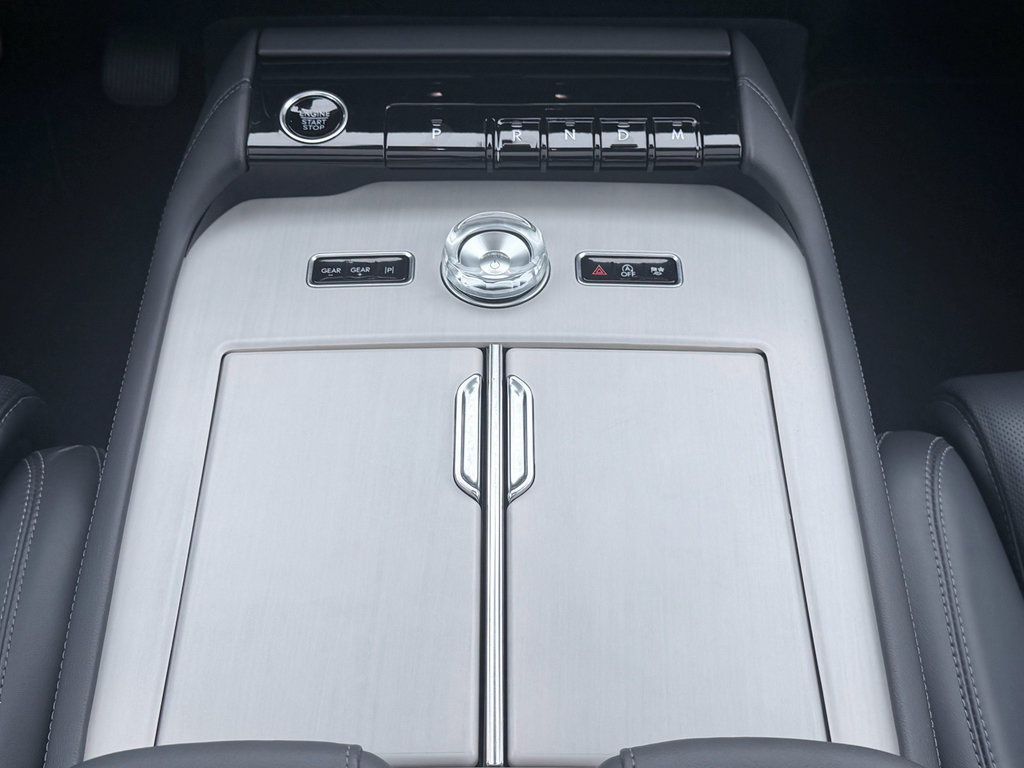 Used 2026 Lincoln Navigator Reserve AWD/4WD image 20