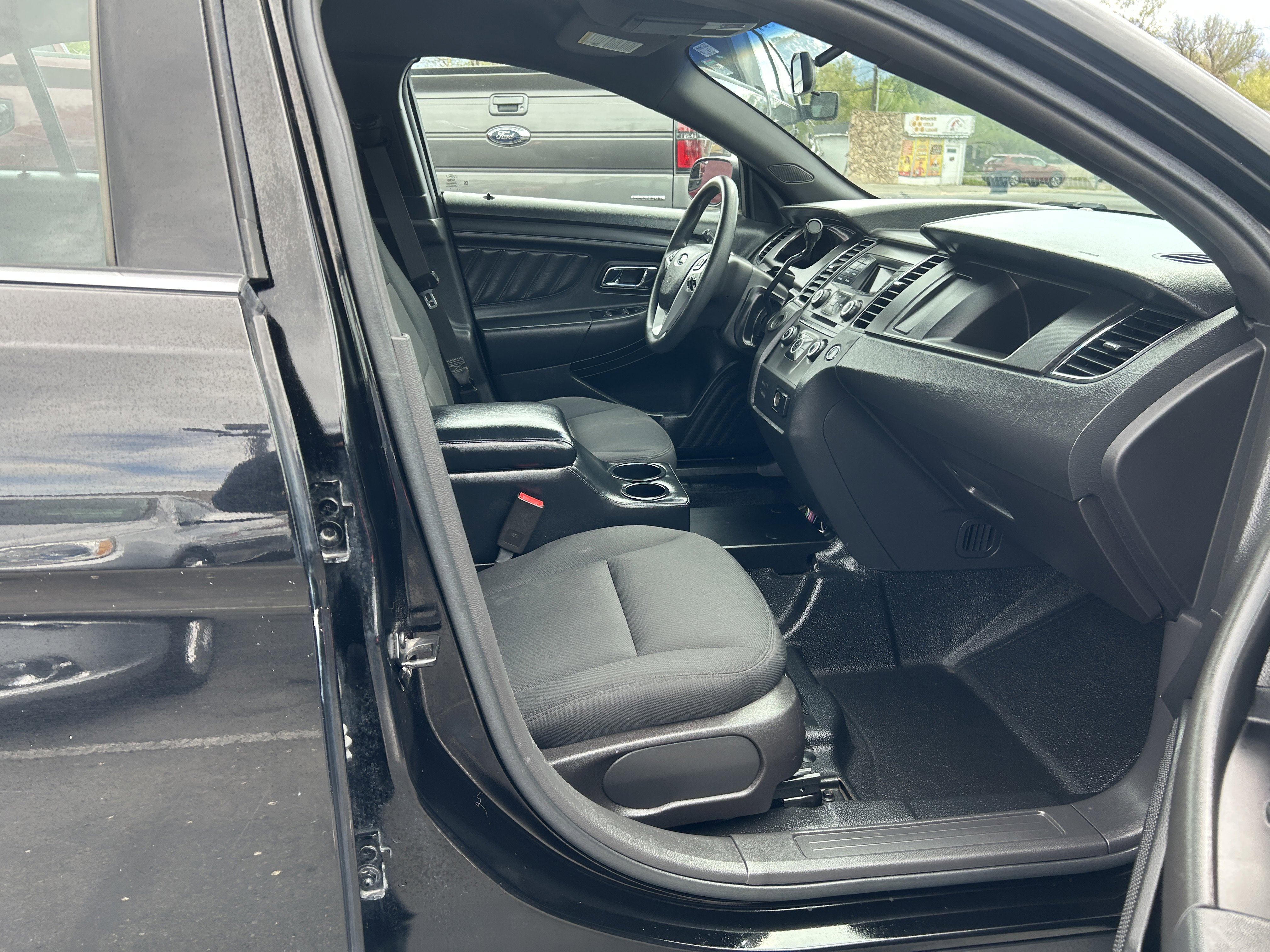 Used 2015 Ford Taurus Police Interceptor FWD image 10