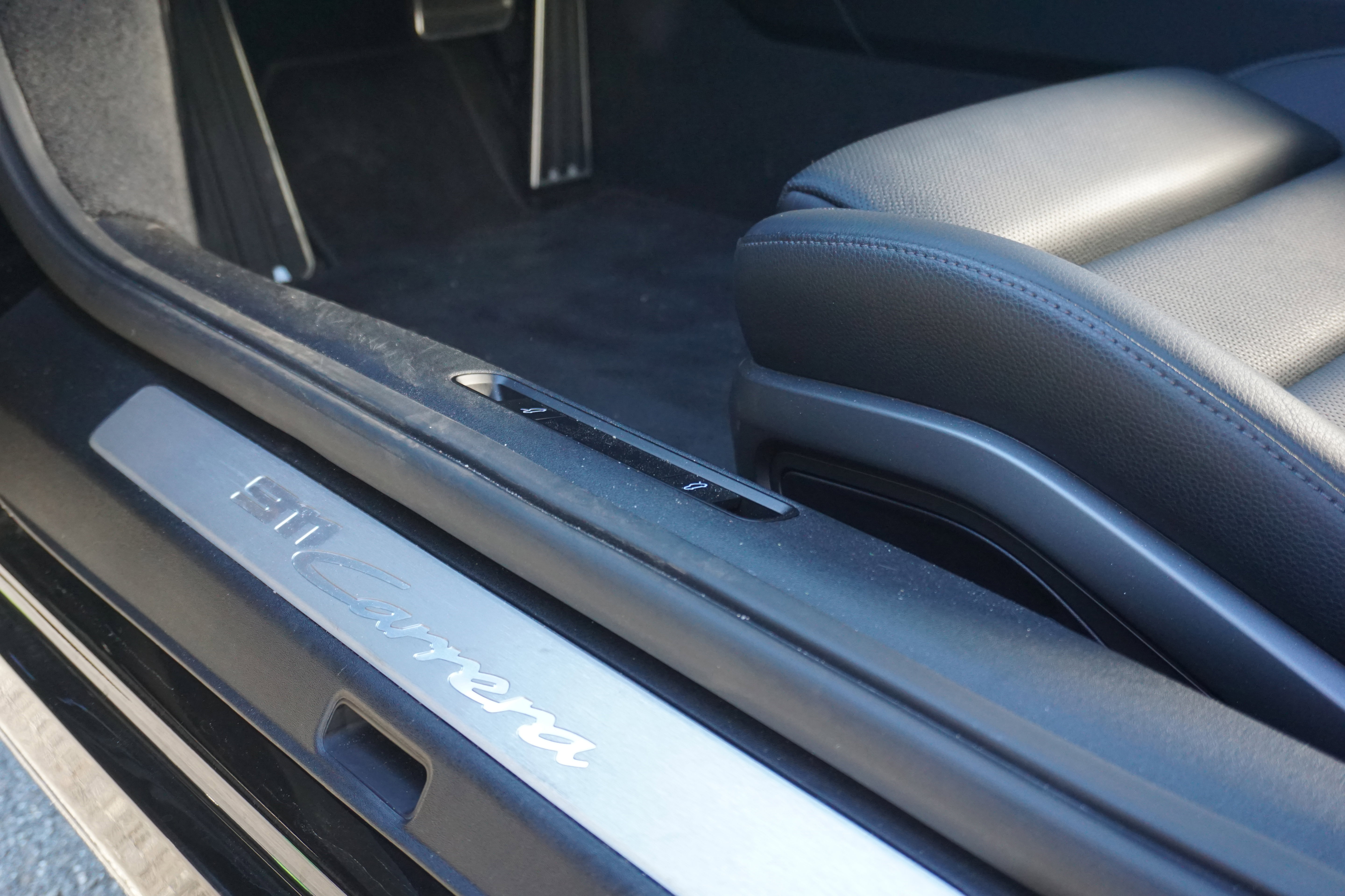 Certified 2020 Porsche 911 Carrera RWD image 15