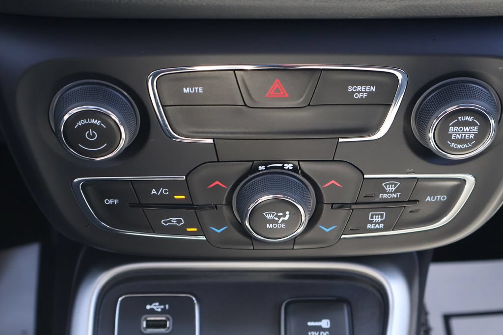 Used 2019 Jeep Compass Sport FWD image 12