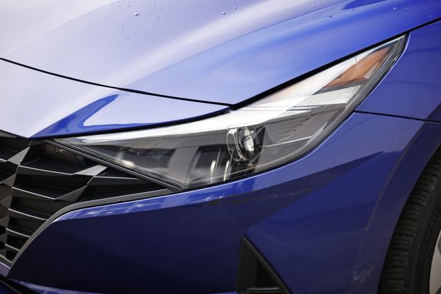 Used 2023 Hyundai Elantra SEL w/ Convenience Package image 11