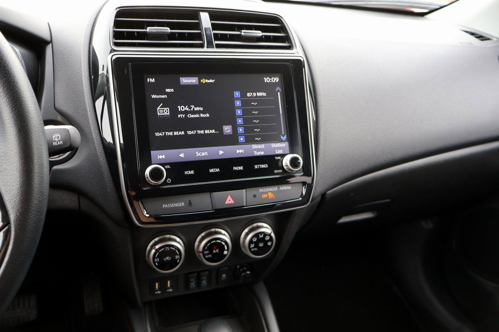 Used 2024 Mitsubishi Outlander Sport SE AWD/4WD image 22