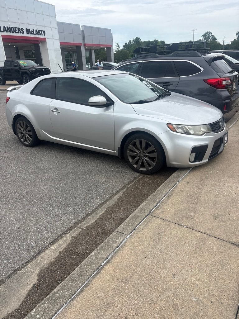 Used 2013 Kia Forte Koup SX w/ Tech Pkg FWD image 4