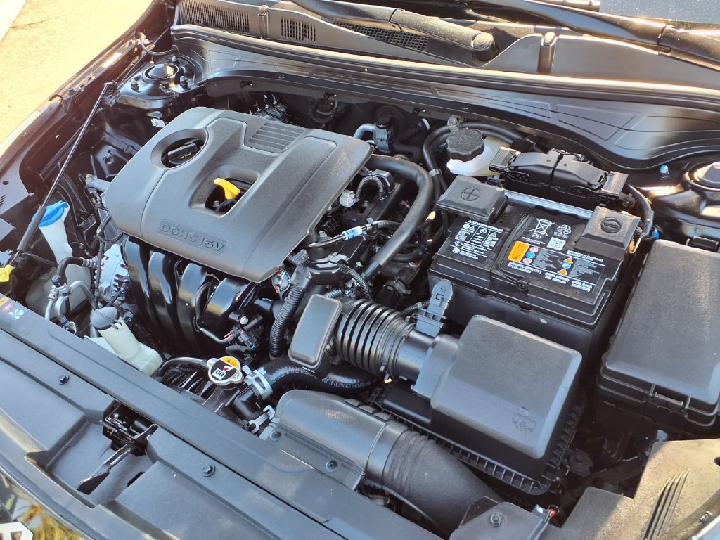 Certified 2023 Kia Forte LXS FWD image 11