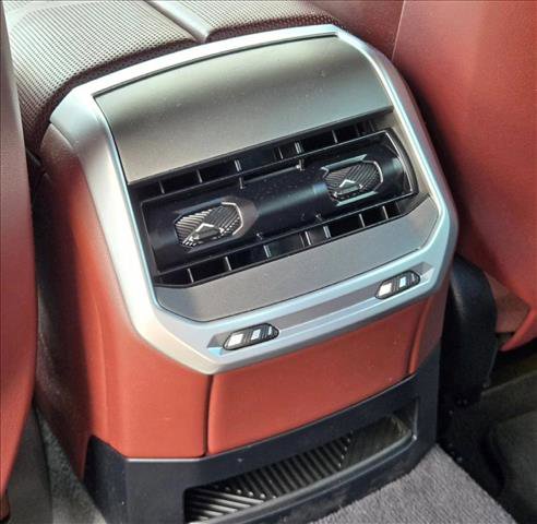 Used 2023 BMW 760i xDrive w/ Luxury Rear Seating Package AWD/4WD image 18