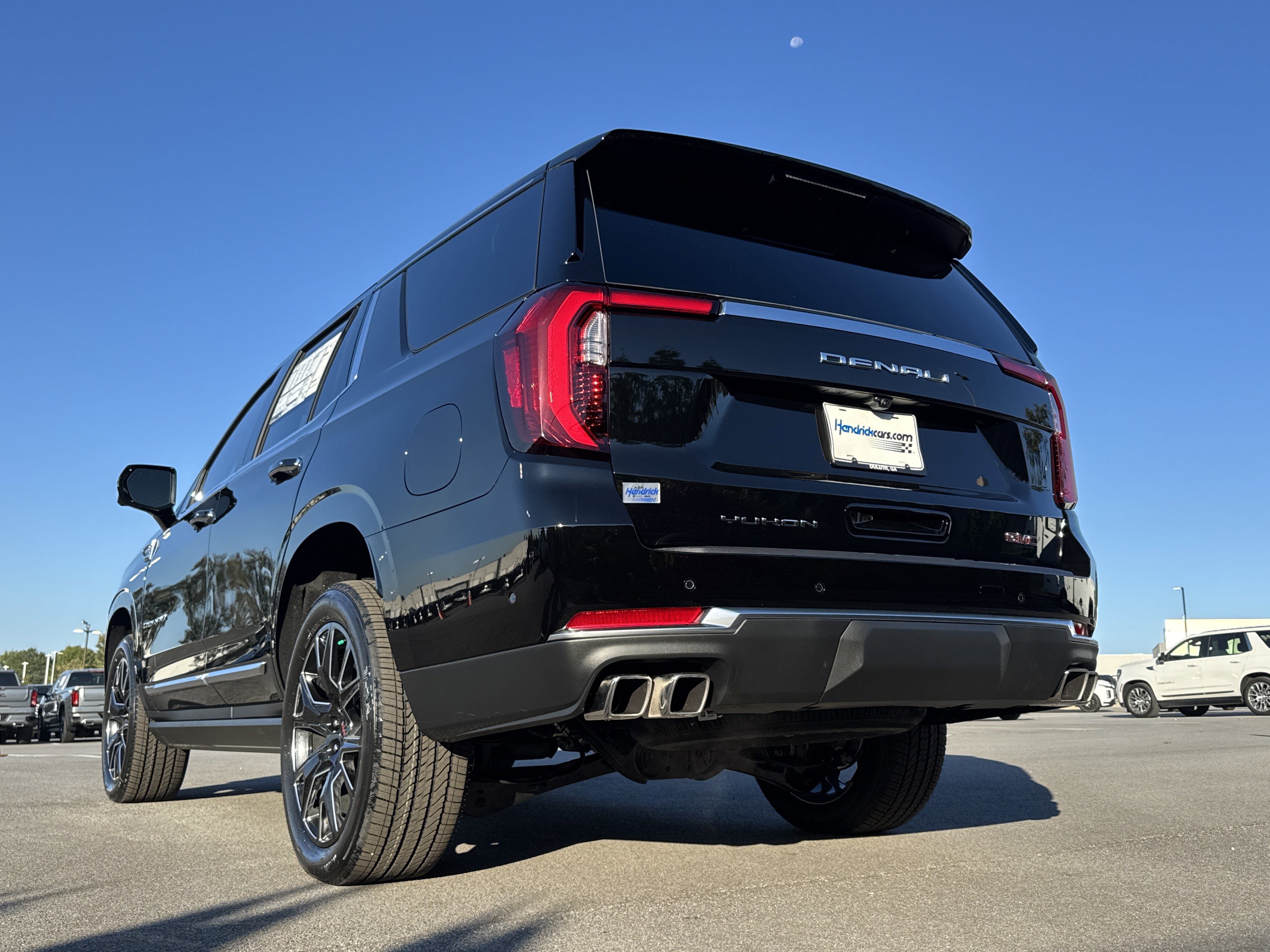New 2026 GMC Yukon Denali w/ Sun & Power Step Package image 8