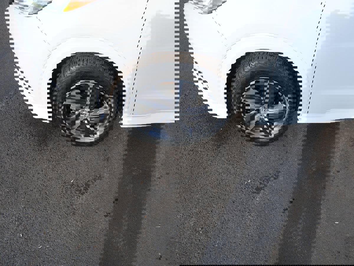 Used 2019 Honda HR-V Touring image 36