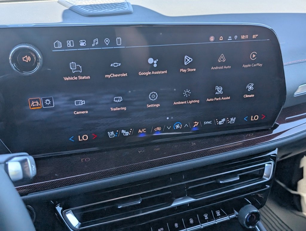 New 2026 Chevrolet Traverse RS w/ LPO, Floor Liner Package image 18