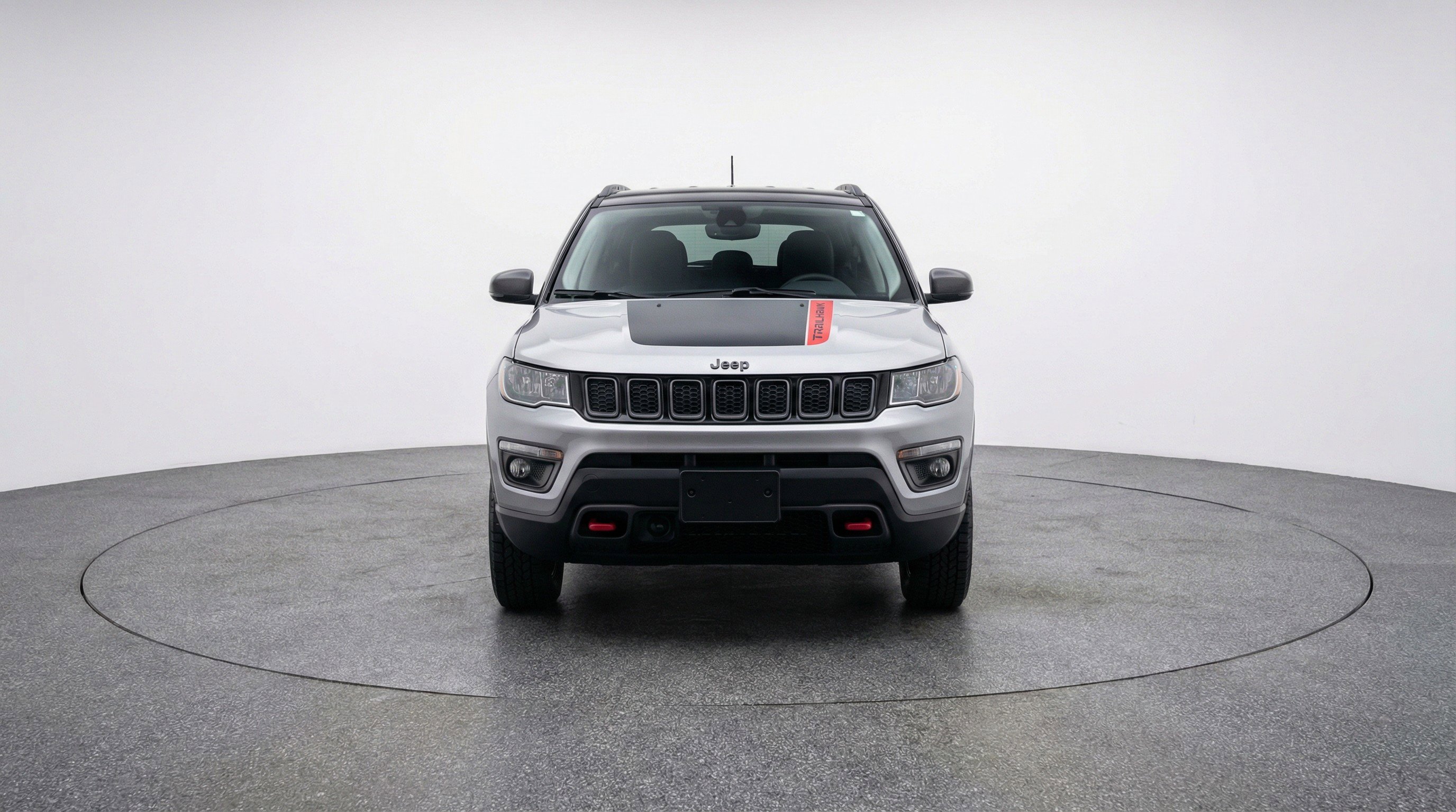 Used 2025 Jeep Compass Trailhawk image 2