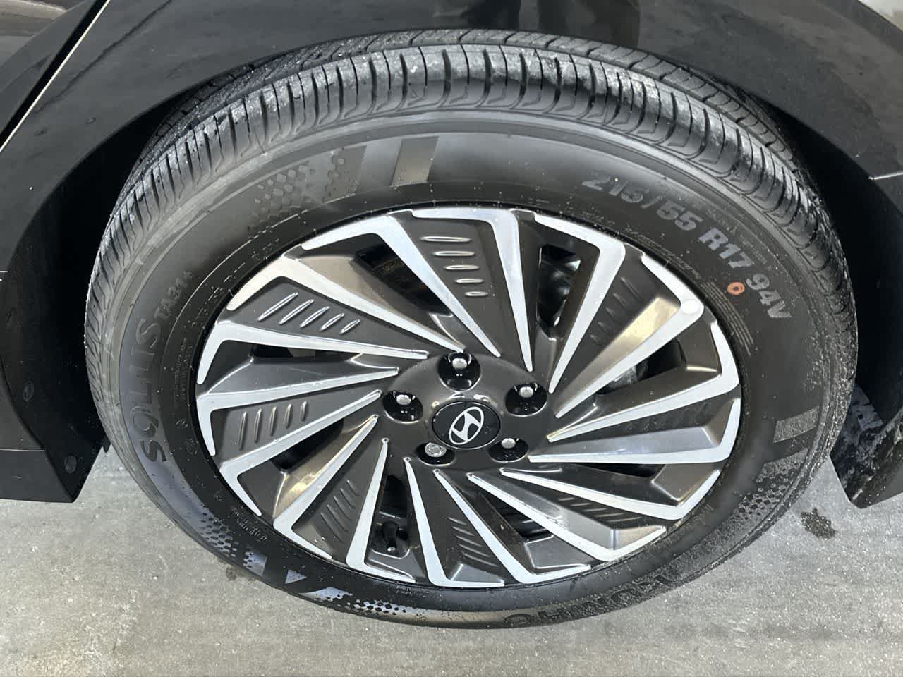 Used 2025 Hyundai Sonata SEL FWD image 11