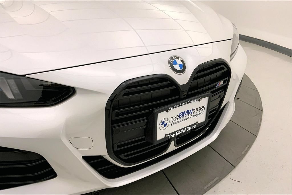 Used 2025 BMW 440i xDrive Convertible w/ Premium Package AWD/4WD image 28