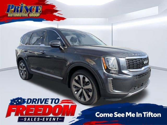 Used 2022 Kia Telluride S AWD/4WD image 1