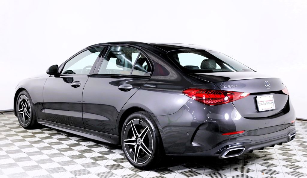Used 2024 Mercedes-Benz C 300 4MATIC Sedan image 4