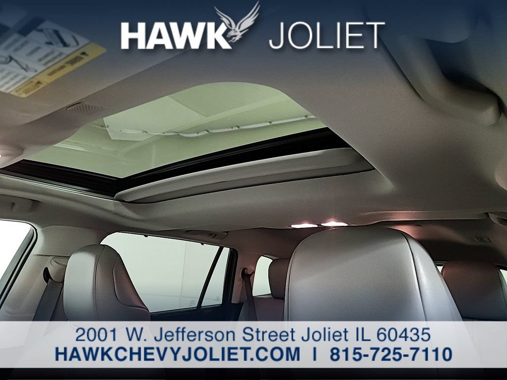 Used 2021 Toyota Highlander XLE AWD/4WD image 12