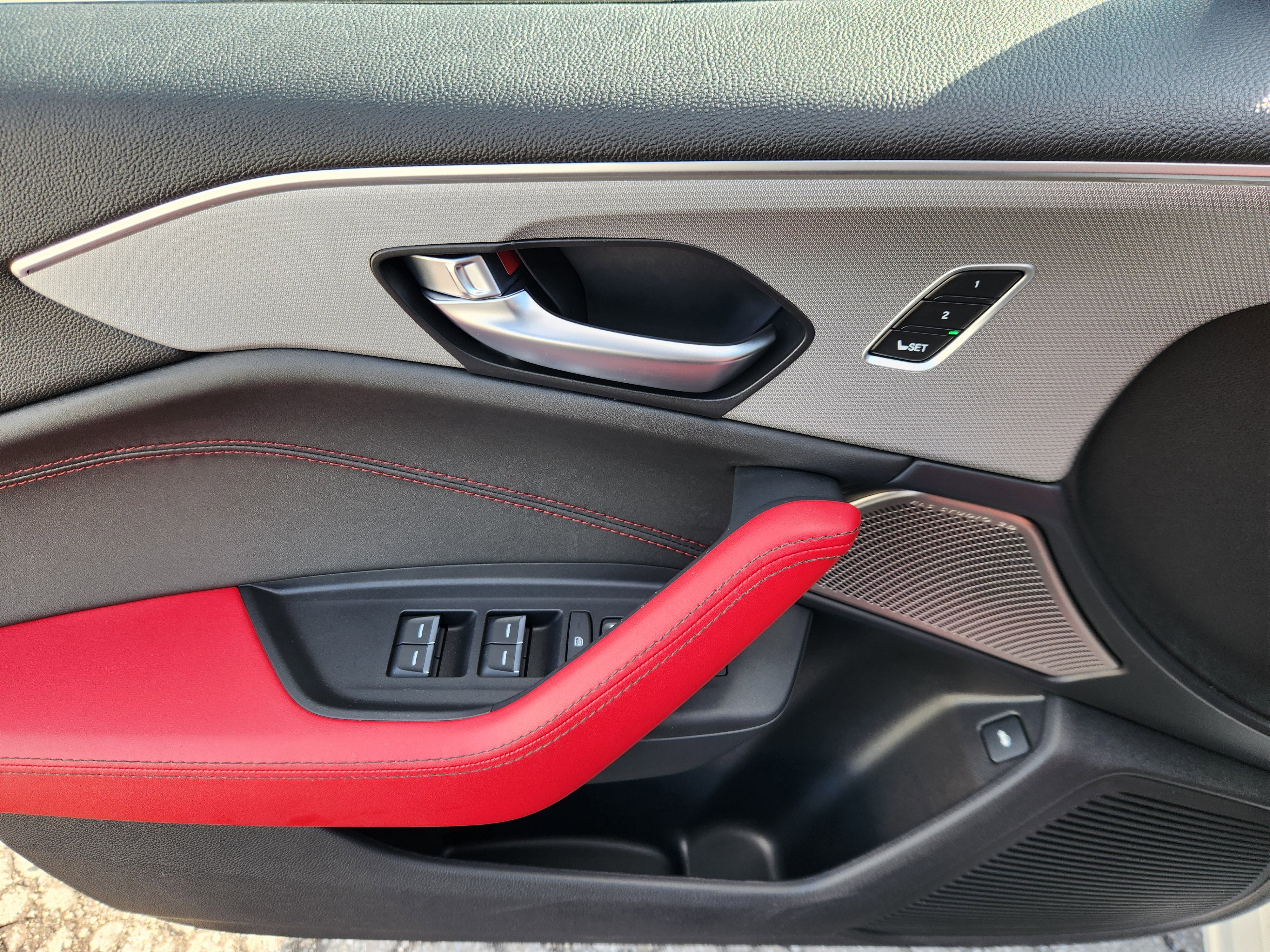 Certified 2025 Acura TLX SH-AWD w/ A-SPEC Pkg image 18