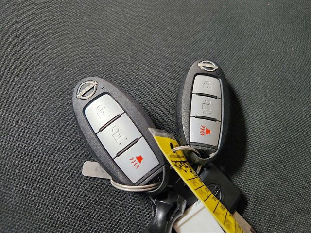 Used 2024 Nissan Titan SV w/ Accessory Utility Package image 31