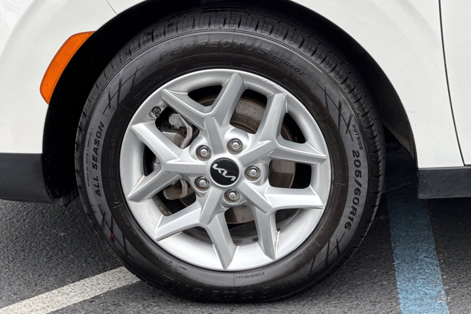 Used 2023 Kia Soul LX w/ LX Technology Package image 29