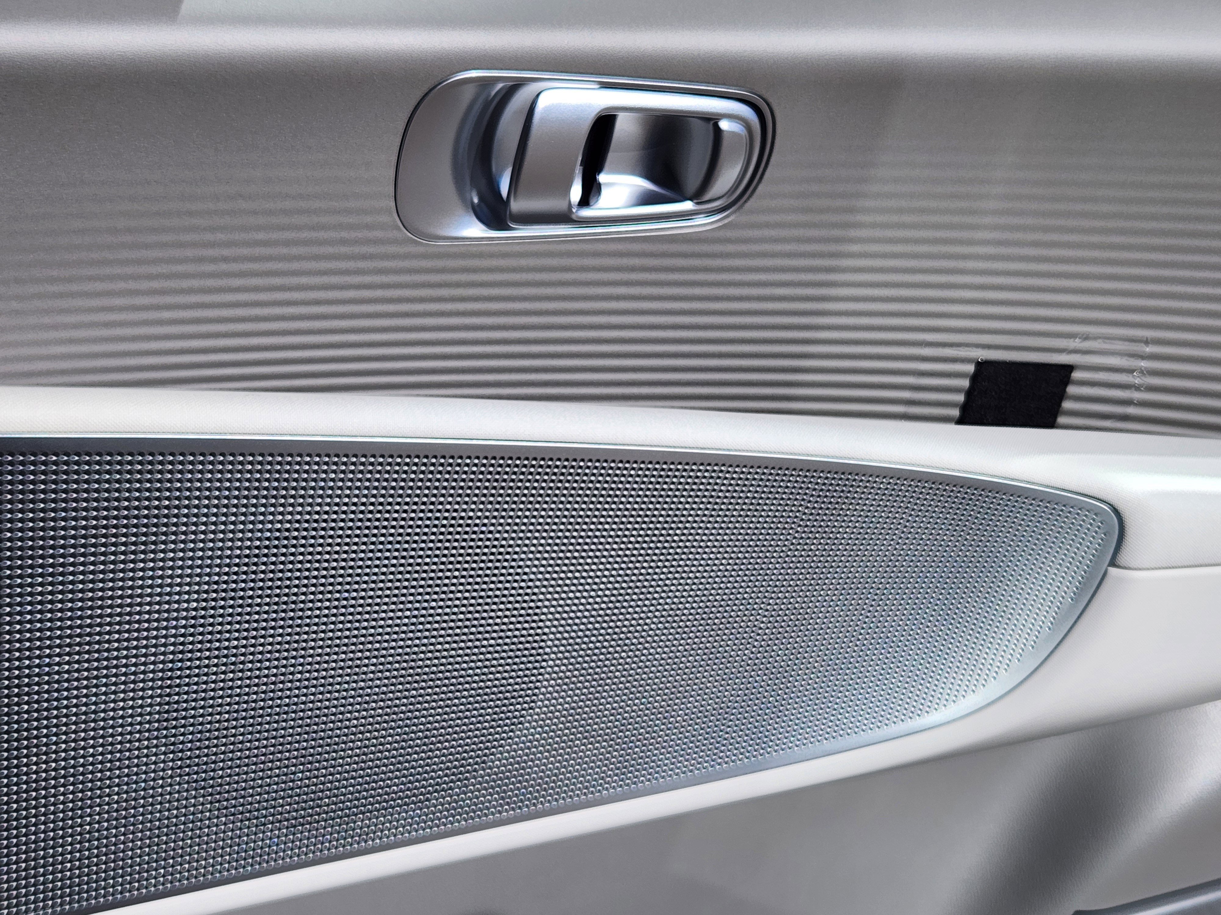 New 2025 Hyundai Ioniq 6 SEL image 13