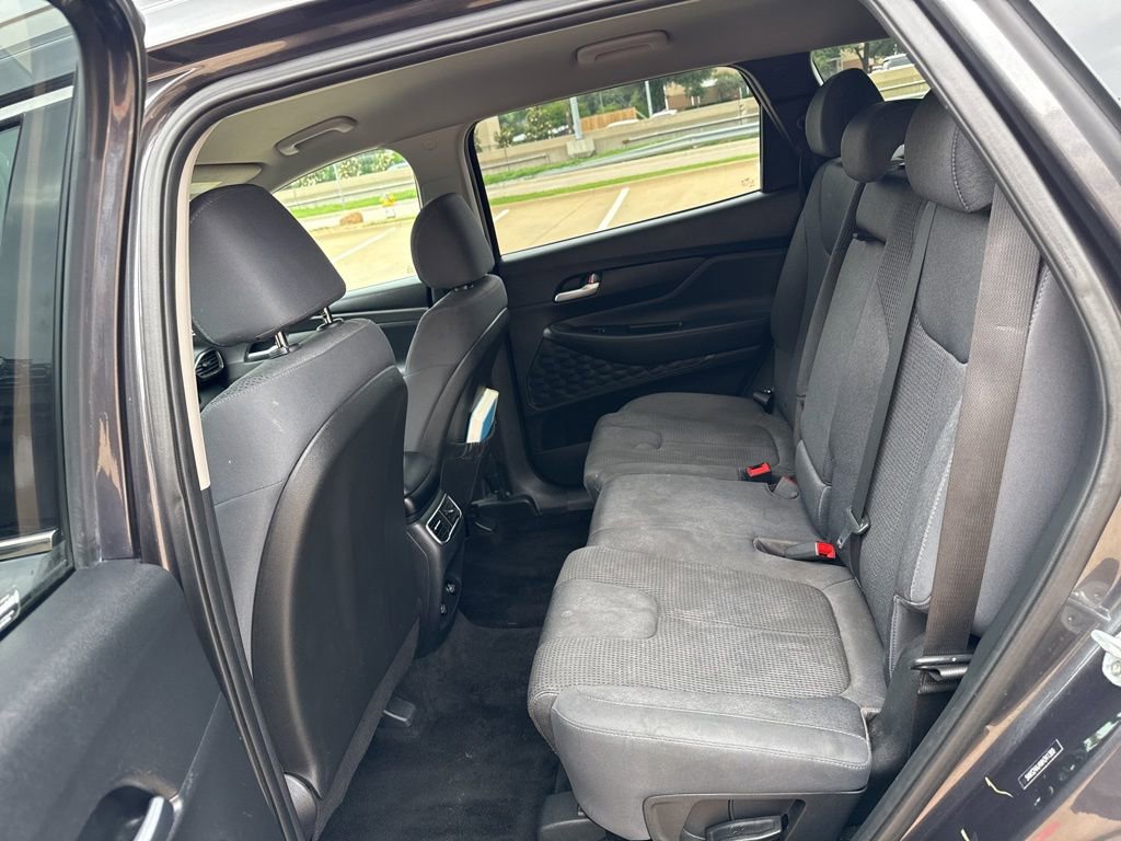 Used 2021 Hyundai Santa Fe SEL FWD image 9