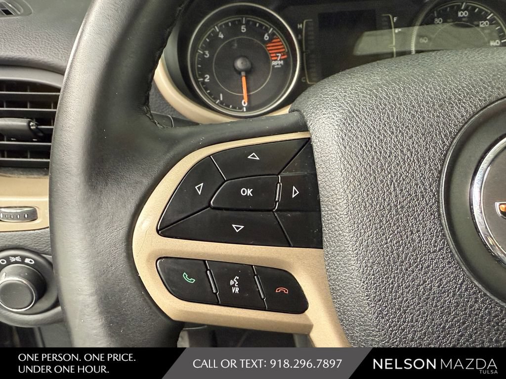 Used 2017 Jeep Cherokee Sport FWD image 20